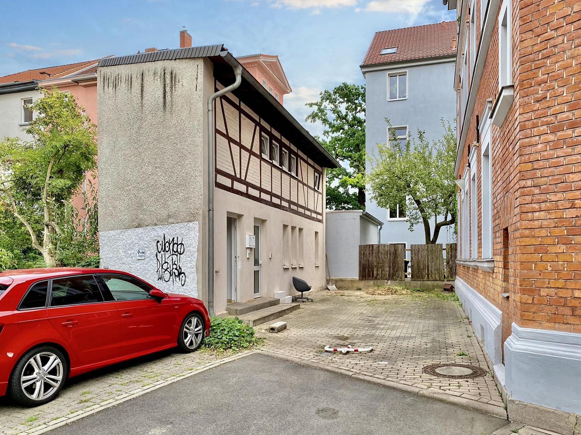 Die Remise Mit Kostenlosem Parkplatz Direkt Vor Der Tuer Erfurt Bagian luar foto