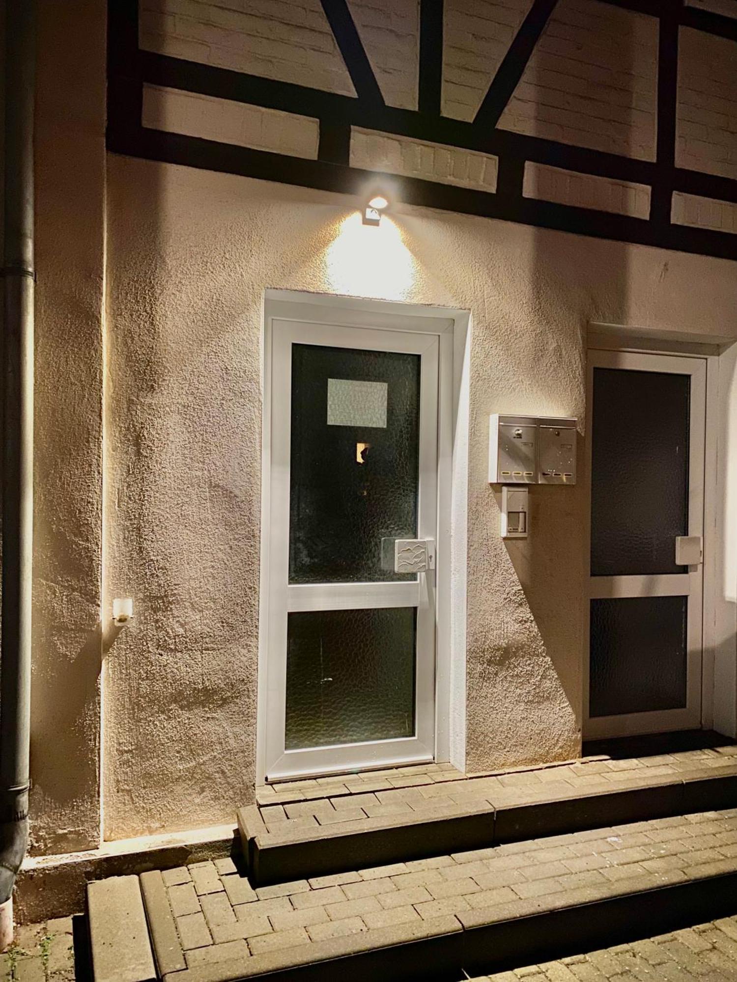 Die Remise Mit Kostenlosem Parkplatz Direkt Vor Der Tuer Erfurt Bagian luar foto